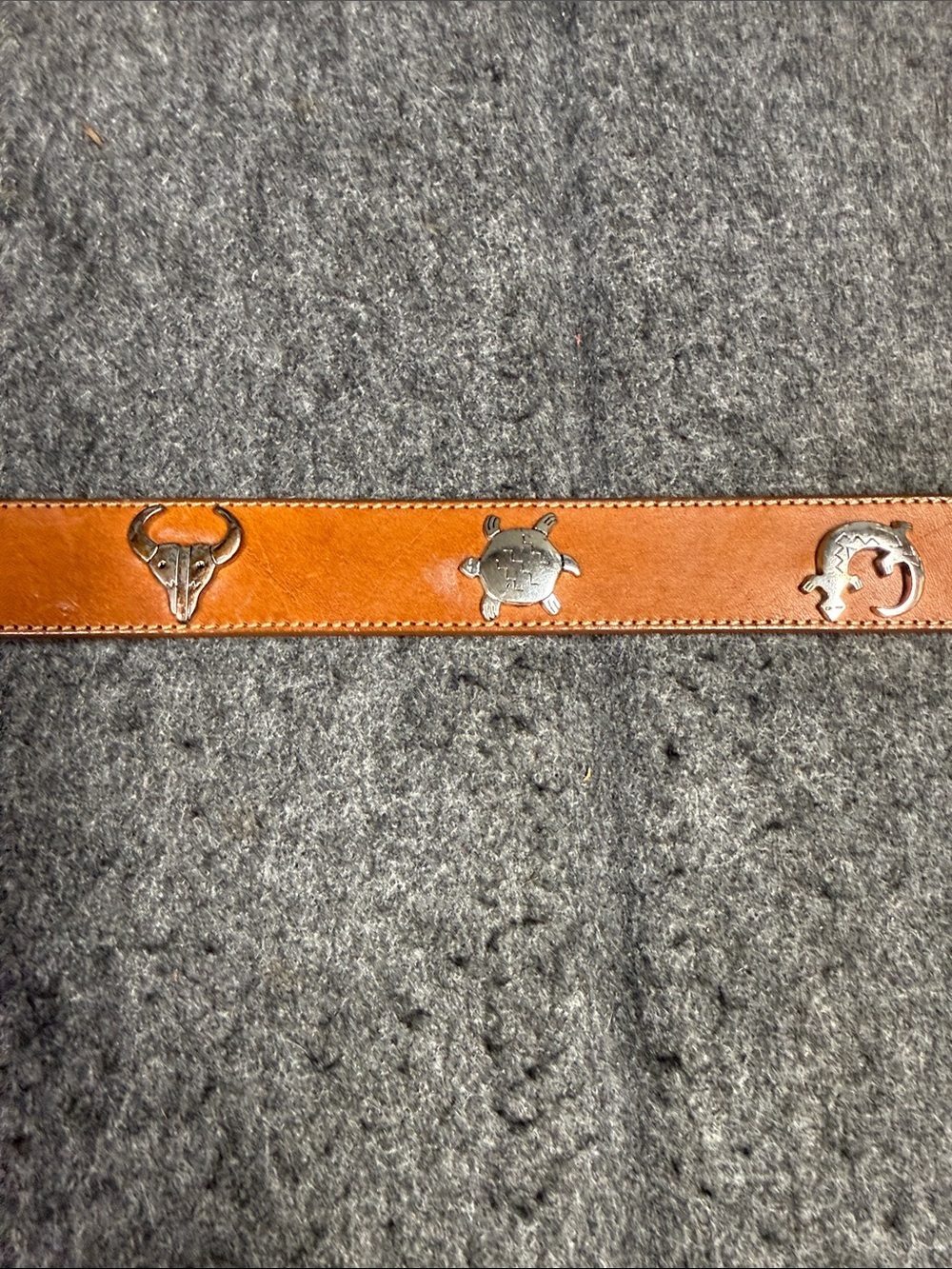 Silver Creek Women's Brown Leather Waist Belt with Silver Decorative Accents - Picture 12 of 15